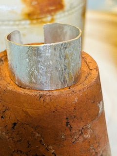 Ash Bark Cuff Ring (Silver)