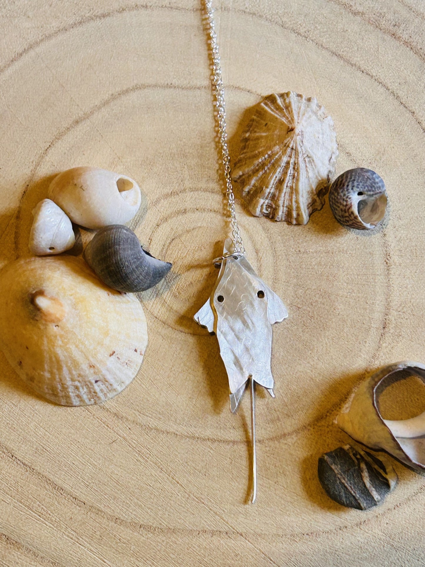 Flapper Skate Pendant