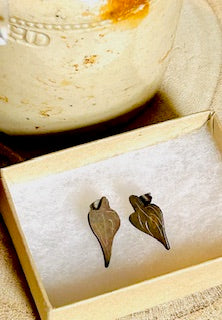 Black Poplar Stud Earrings (Silver)