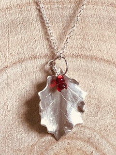 Holly Pendant